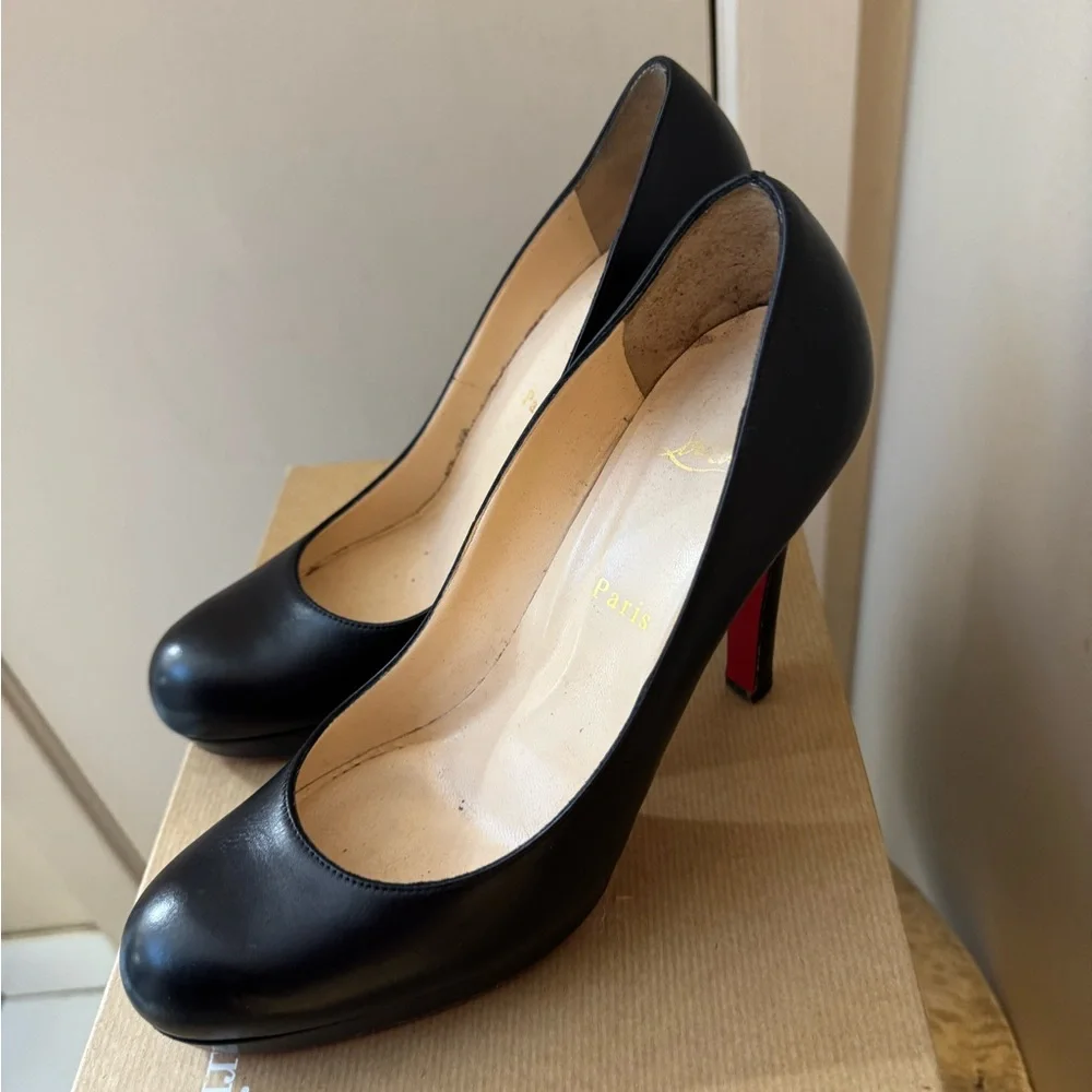 Christian Louboutin Leather Pumps - Picture 4 of 5